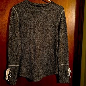 Avon top/sweater